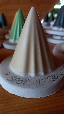 MF 23031-2 matt máz